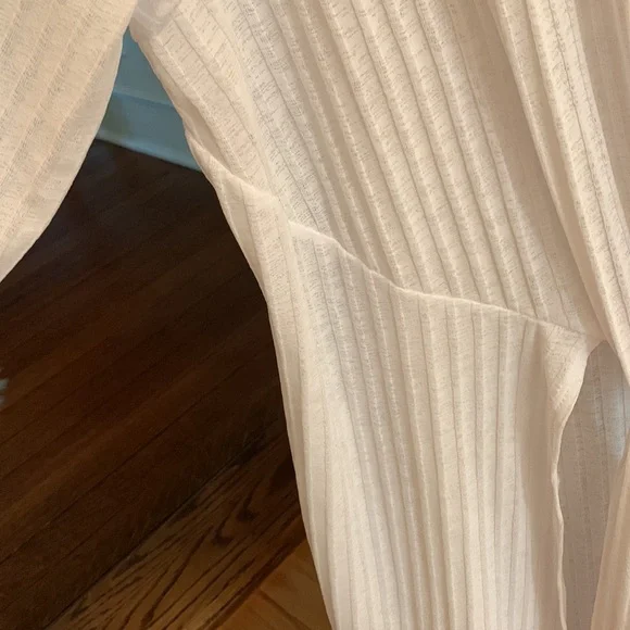 Serene front tie cover -up.2 pocket. - Picture 3 of 6